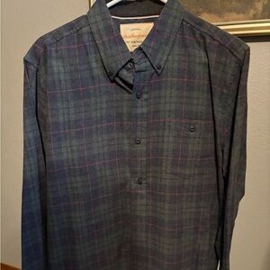 Weatherproof Men's Navy and Red Plaid Shirt
